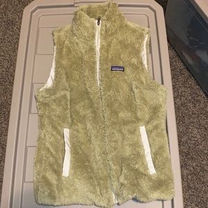 Patagonia Fuzzy Vest size large